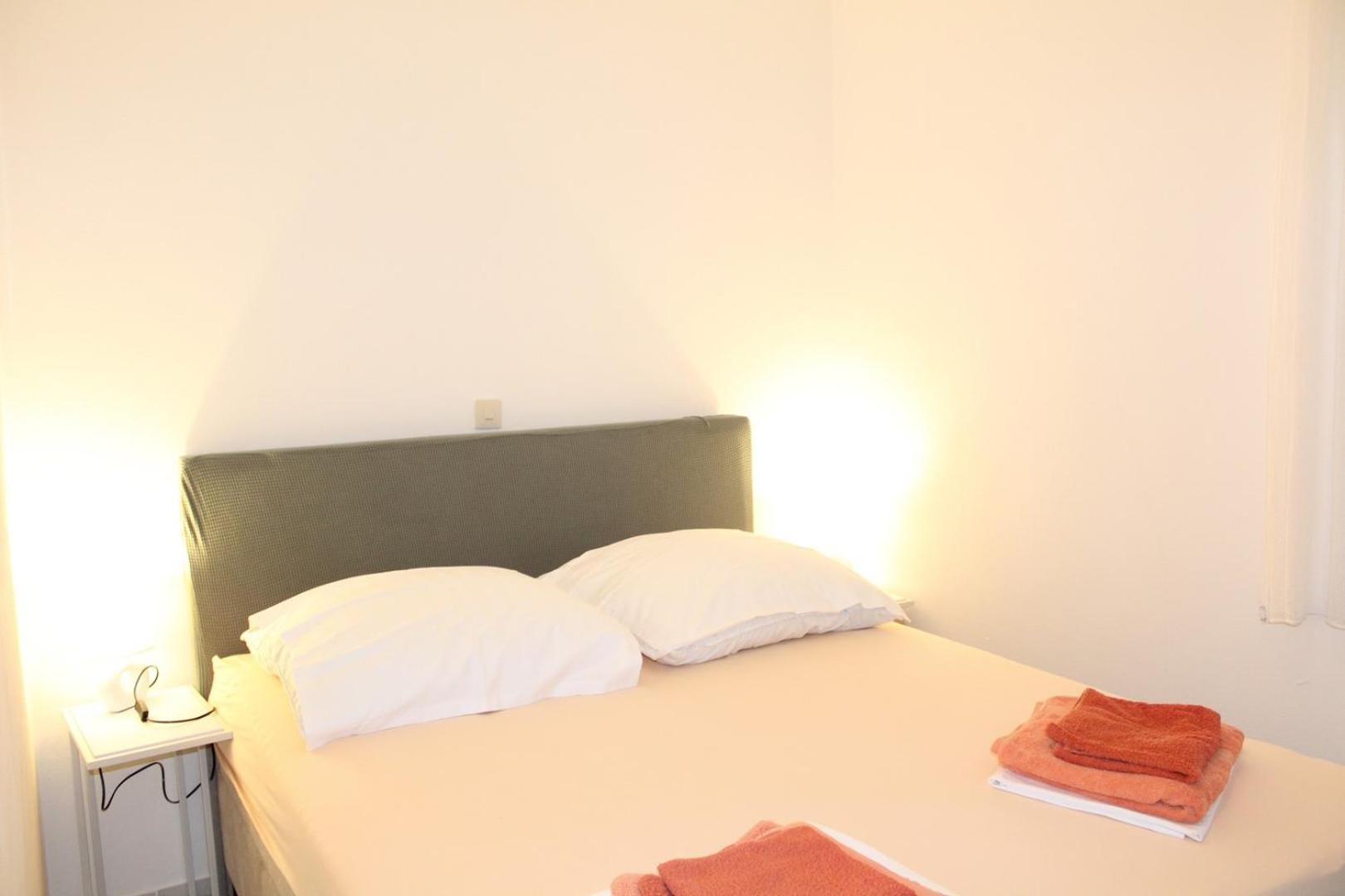 Apartment Bajuti Primošten Dış mekan fotoğraf