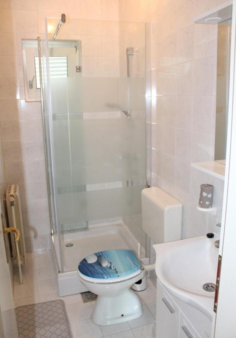 Apartment Bajuti Primošten Dış mekan fotoğraf